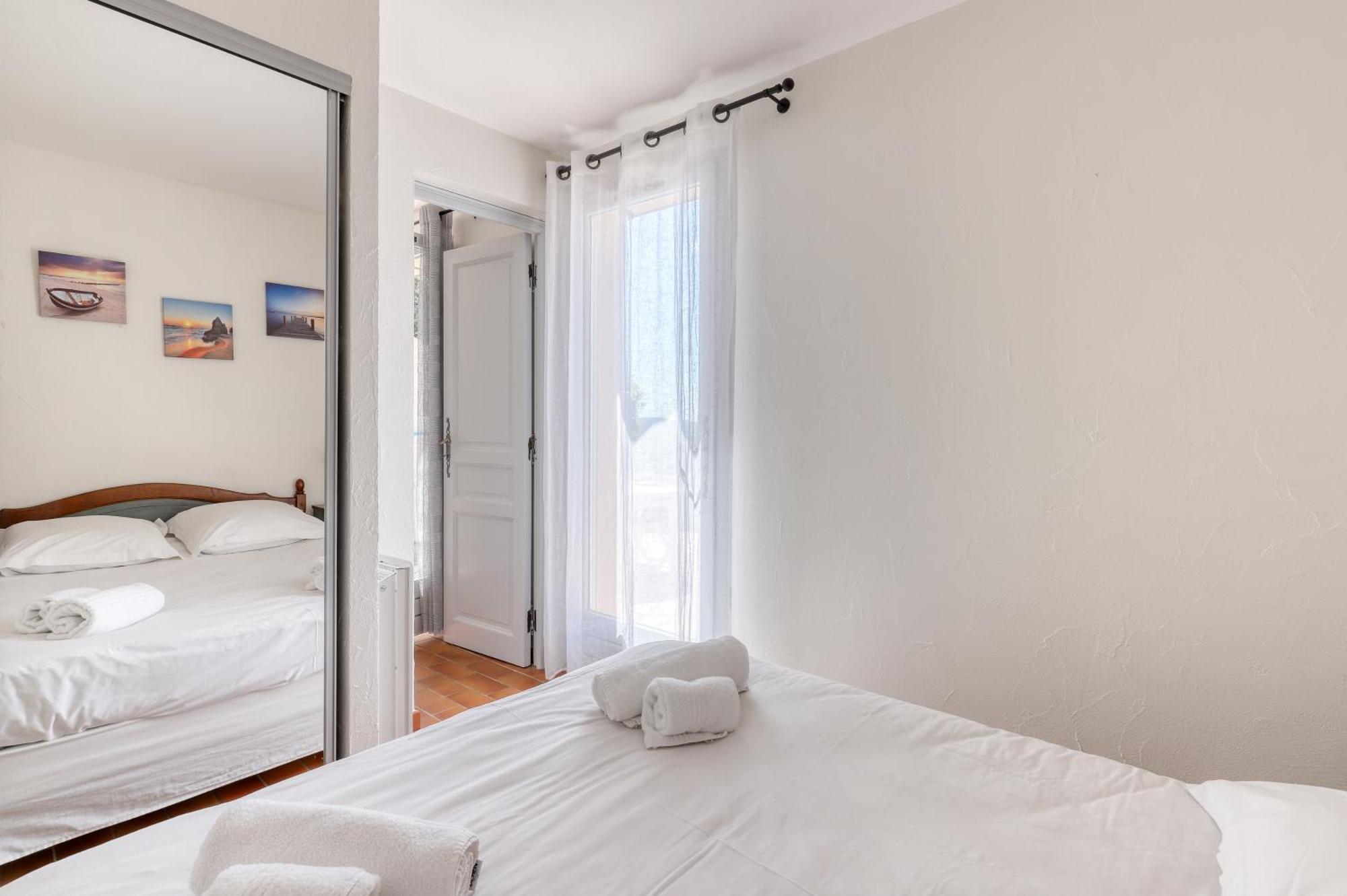 Exceptional View In Saint-Clair For 4 People Daire Le Lavandou Dış mekan fotoğraf