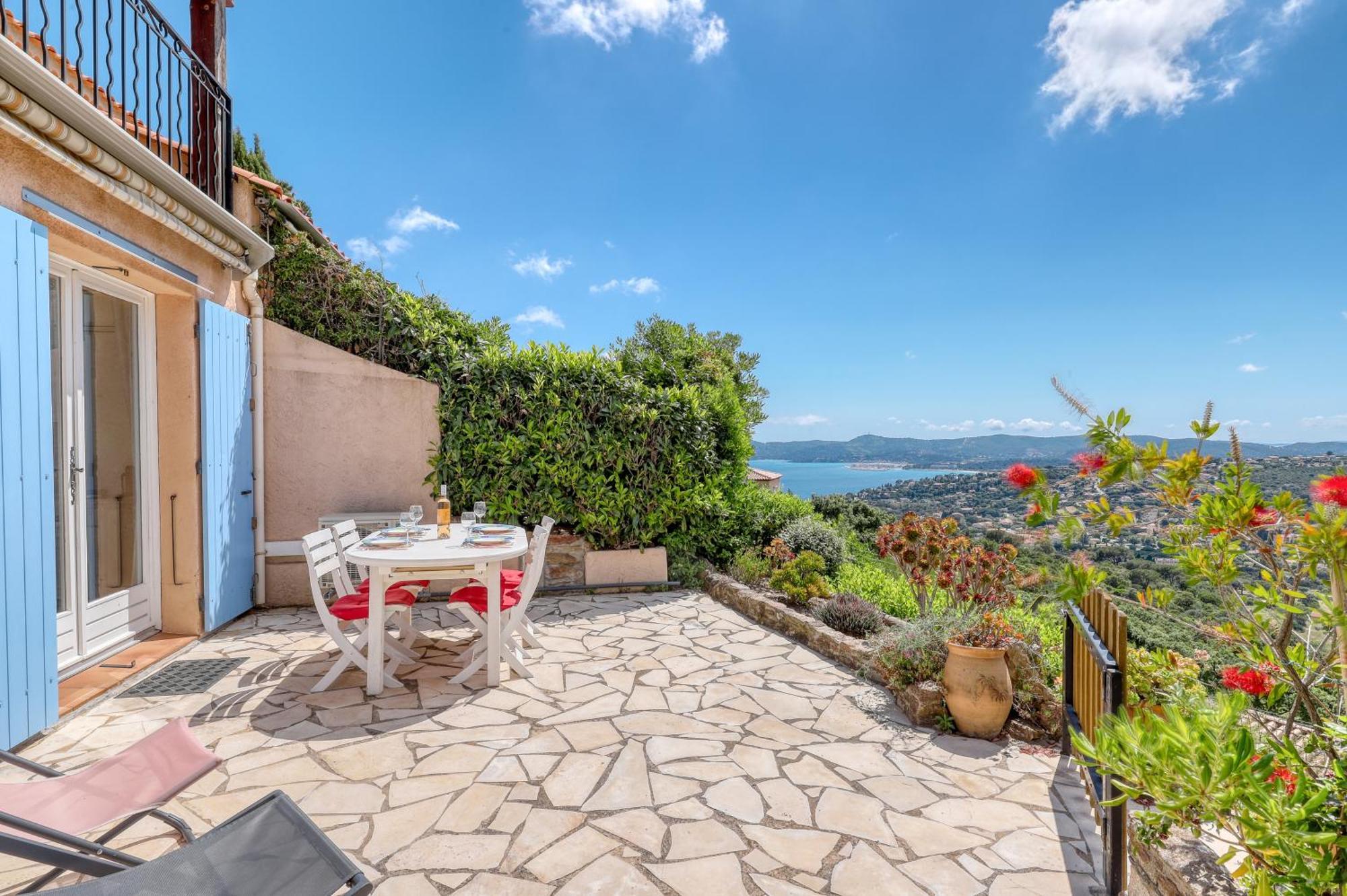 Exceptional View In Saint-Clair For 4 People Daire Le Lavandou Dış mekan fotoğraf