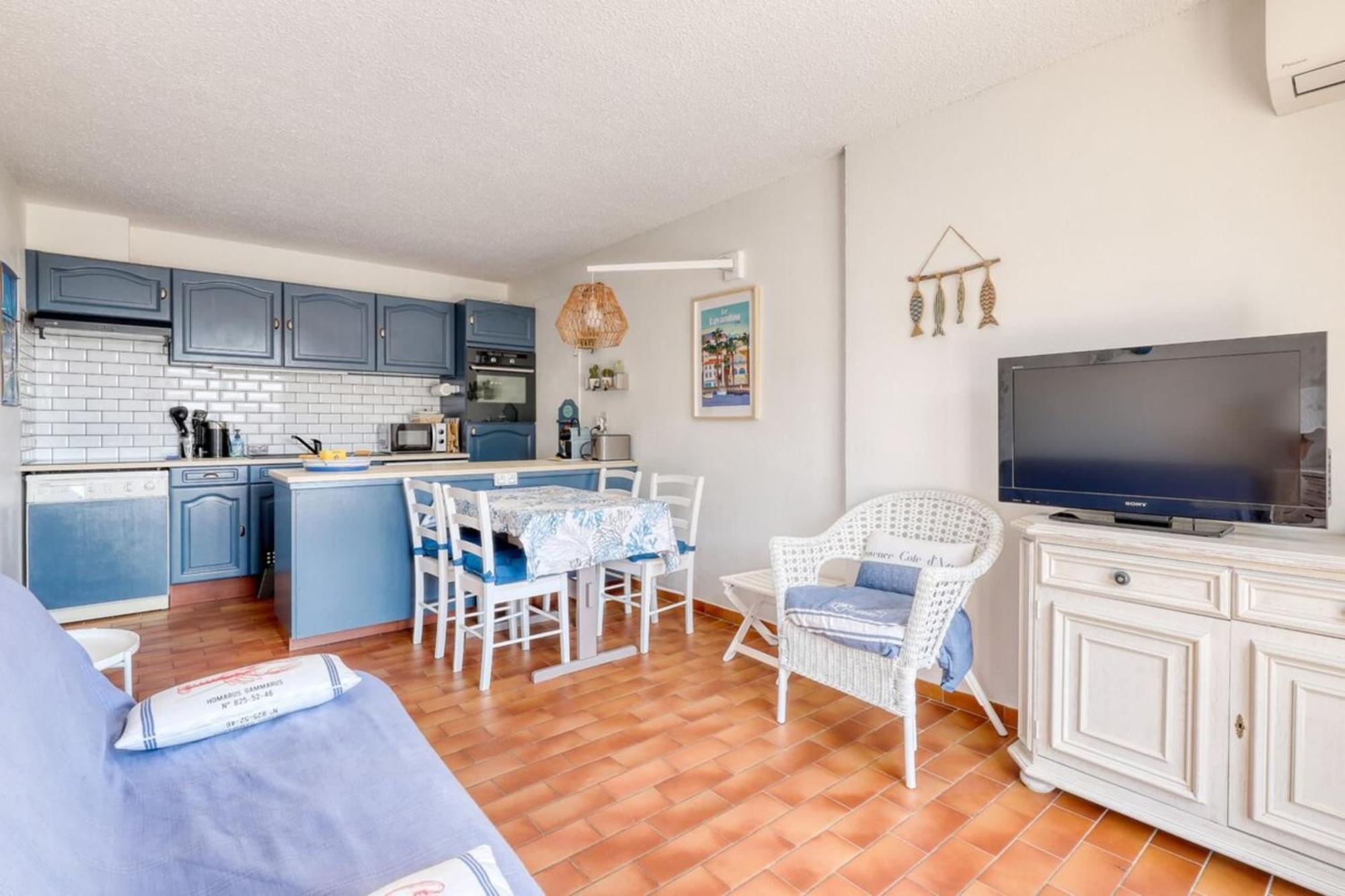 Exceptional View In Saint-Clair For 4 People Daire Le Lavandou Dış mekan fotoğraf